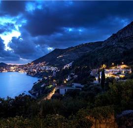 Luxury 4 Bedroom Villa with Infinity Pool, Sauna and Sea Views in Sveti Jakov, near Dubrovnik, Sleeps 8